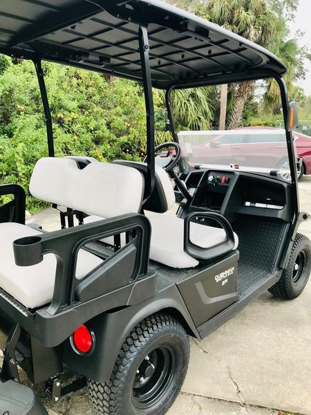 2024 Cushman Shuttle 2+2 Gas operating through Belle Meade Country Club grounds.