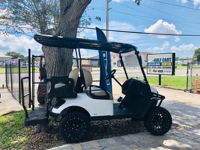 Front view of 2024 E-Z-GO Express S4 Gas Bright White in Atlanta Georgia