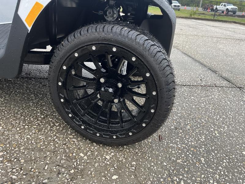 Wheels of 2024 E-Z-GO Freedom RXV ELiTE Lithium Bright White in Columbus Ohio