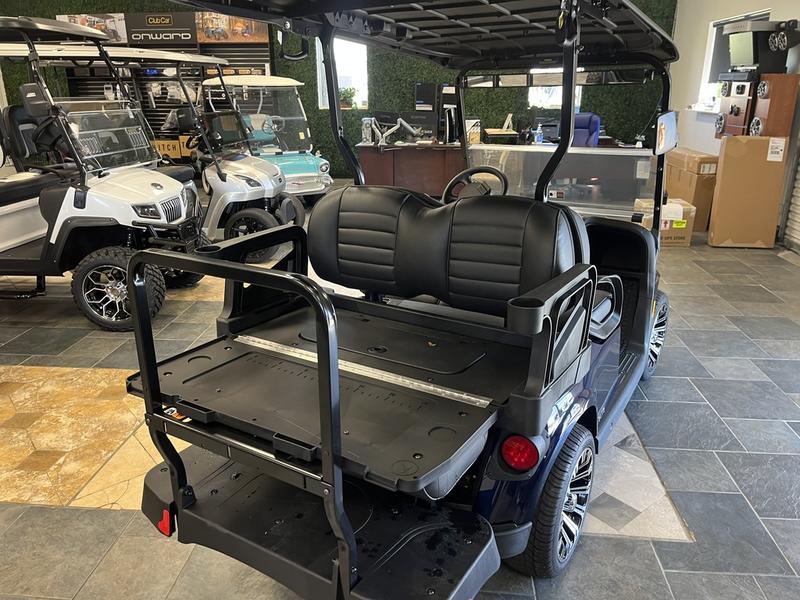 Front view of 2024 E-Z-GO Freedom RXV ELiTE Lithium Patriot Blue in Detroit Michigan