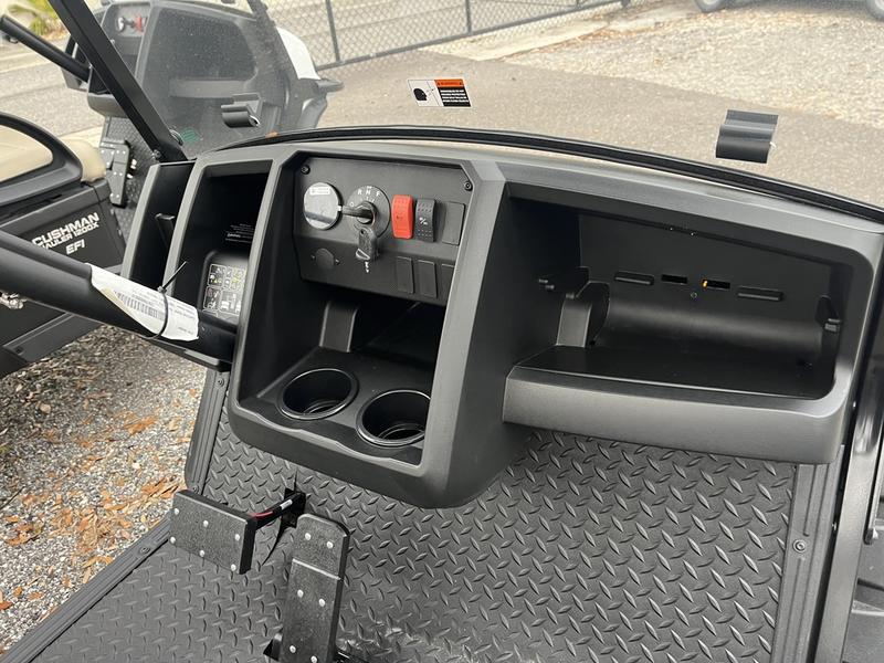 Driver’s console/dashboard of the 2025 Cushman Hauler 800X ELiTE Lithium Electric at Muirfield Village.