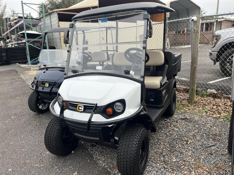 Front view of the 2025 Cushman Hauler 800X ELiTE Lithium Electric at Muirfield Village Golf Club in Dublin, Ohio.