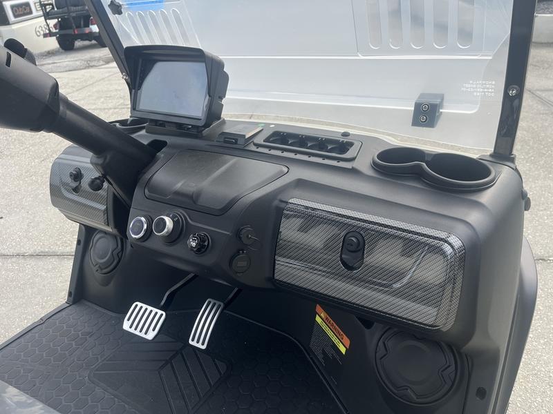 2025 Evolution D5 Maverick 2+2 Interior Dashboard