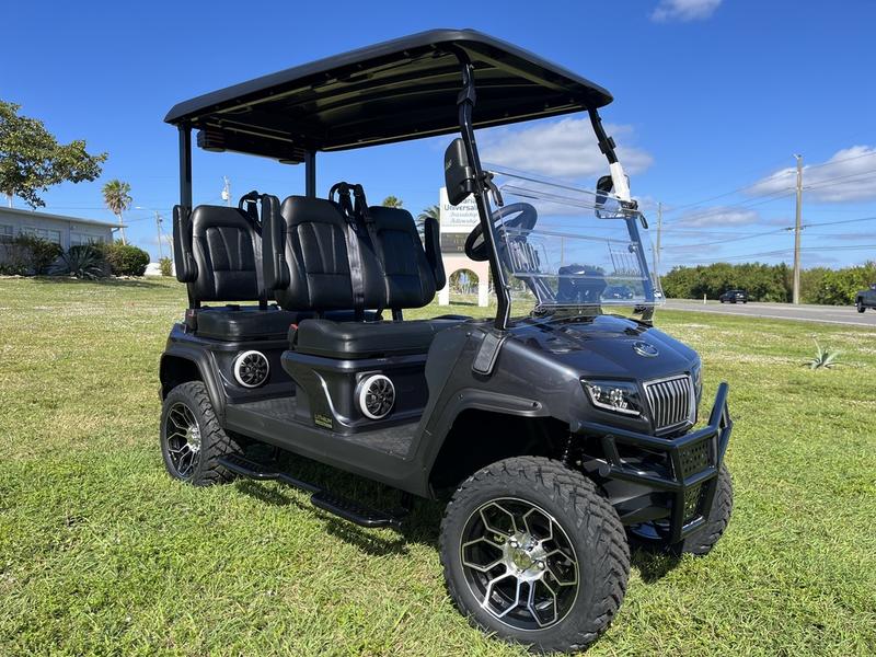 Front angle of 2025 Evolution D5-Maverick 4 Plus black electric golf cart
