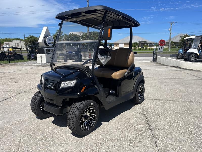 Front angle of 2025 Evolution D5-Maverick 4 Plus white electric golf cart