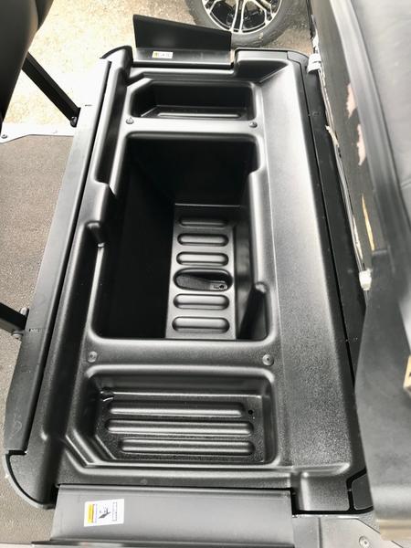 Gas engine and drivetrain of 2026 Club Car Onward Lifted 6 Passenger Gas black Ohio