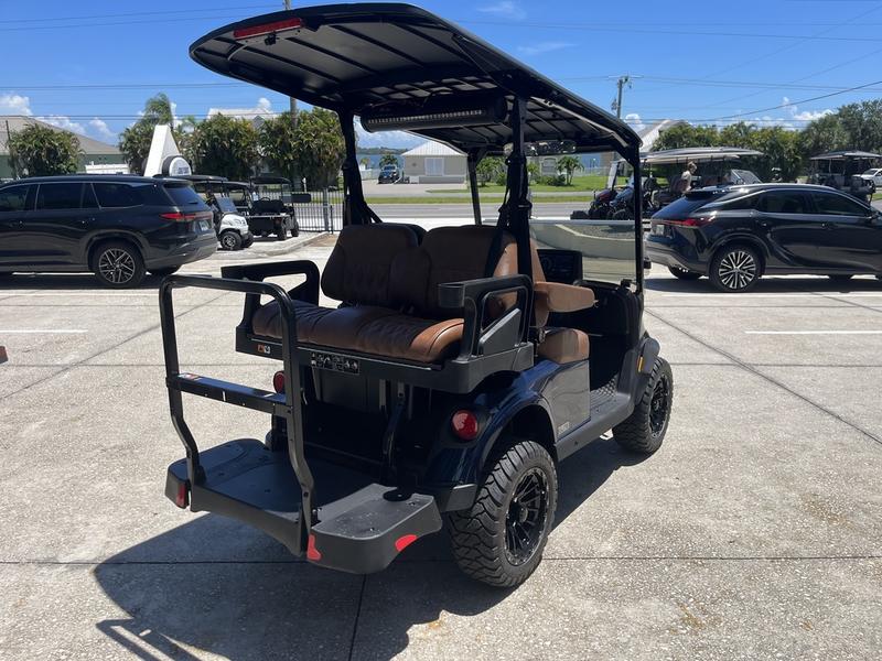 ELiTE lithium battery of 2026 E-Z-GO Freedom RXV ELiTE Patriot Blue in Detroit Michigan
