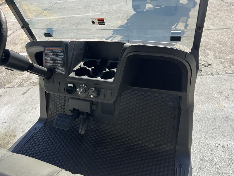 ELiTE lithium battery of 2026 E-Z-GO RXV 2 Freedom ELiTE in Philadelphia Pennsylvania