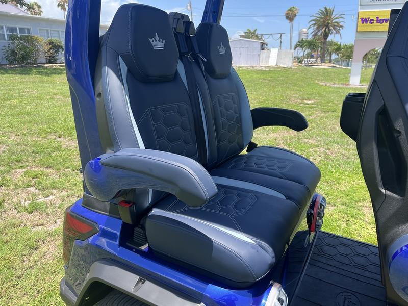 Street legal 2025 Evolution D-Max GT4 electric golf cart available in Tennessee with export and nationwide delivery