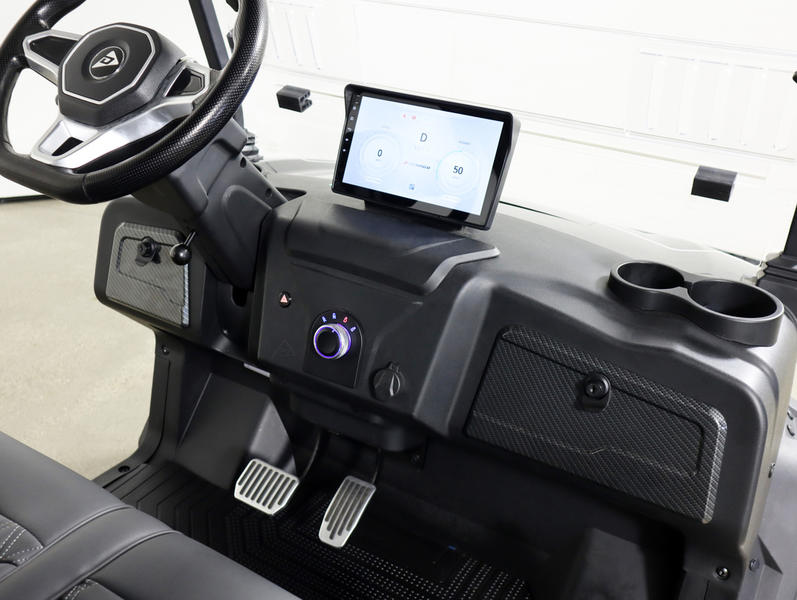 2026 Denago EV Rover XL6 White 6-Passenger Lifted Lithium Golf Cart - Image 4