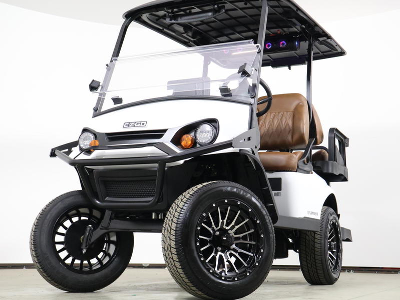 2026 E-Z-GO Express 4 Summit XTL 13.5 HP EFI Gas Lifted Golf Cart - Image 7
