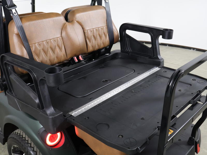 2026 E-Z-GO RXV 4 Touring STL ELiTE Lithium 4-Passenger Golf Cart - Image 12