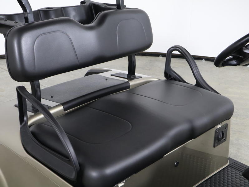 2026 E-Z-GO RXV 2 Freedom ELiTE Lithium 2-Passenger Golf Cart - Image 9