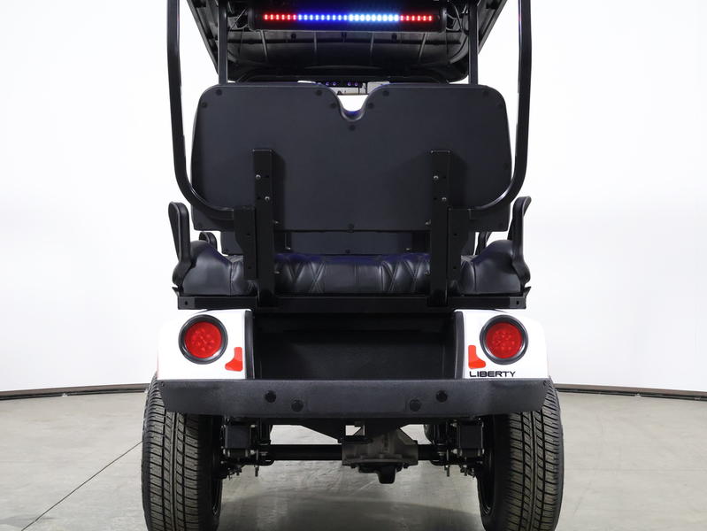 2026 E-Z-GO Liberty Summit XTL ELiTE Lithium 4-Passenger Lifted Golf Cart - Image 16