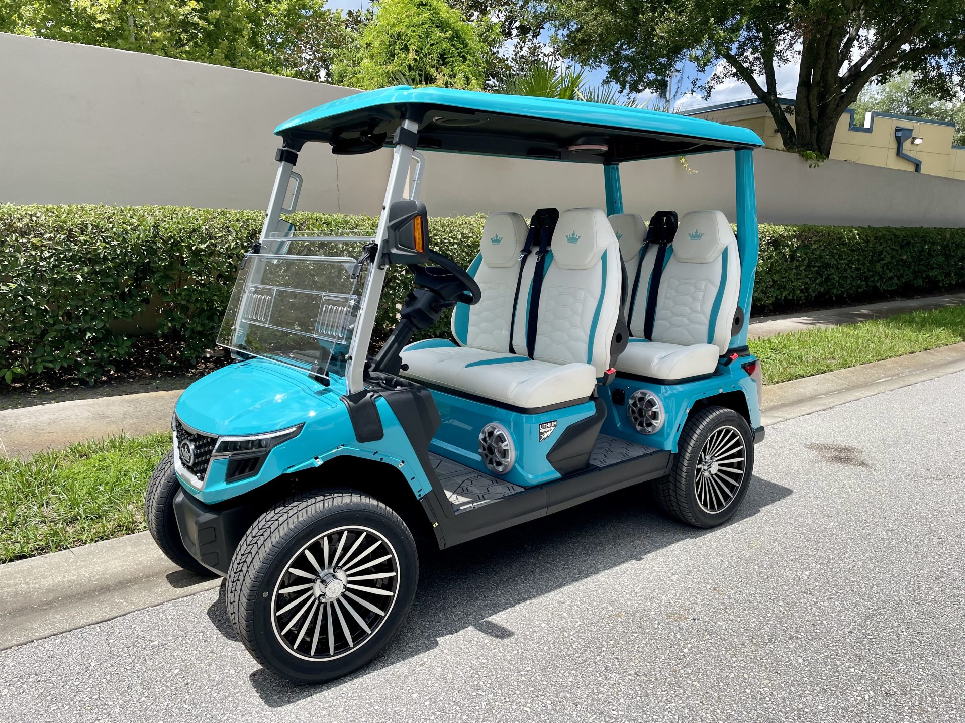 2026 Evolution D-Max GT4 Sky Blue